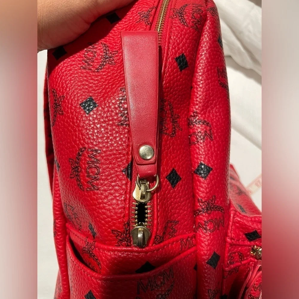 MCM visetos studded